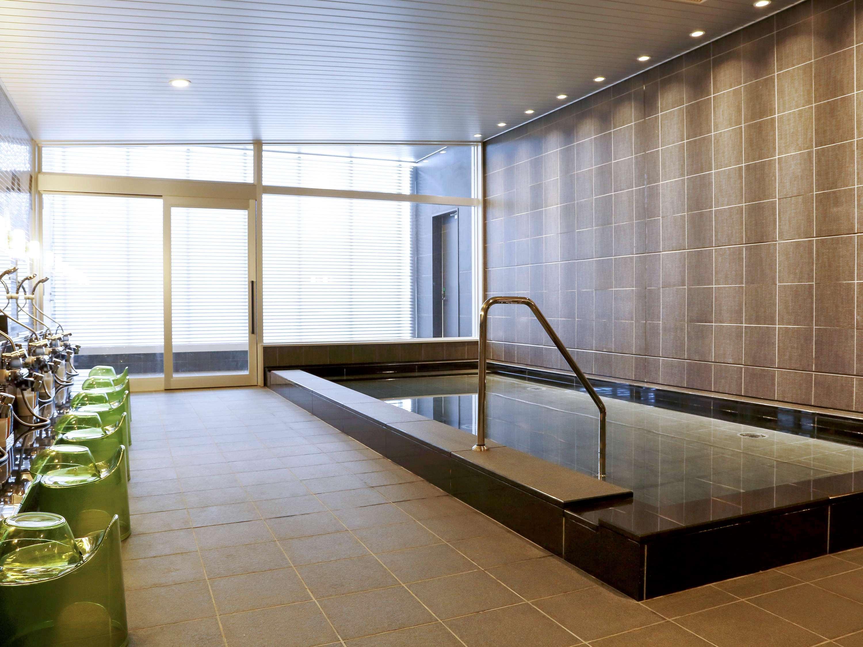 Ibis Styles Tokyo Bay Hotell Urayasu Exteriör bild